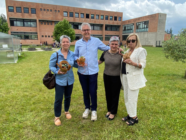 Consegnato alla scuola primaria Di Vittorio un assegno di 400 euro per il concorso grafico-pittorico “Luciano Boccardini” di Sant'Orfeto