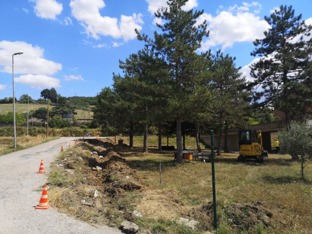 Al via gli interventi per la sistemazione degli ingressi pedonali e del parcheggio della scuola primaria di Pierantonio