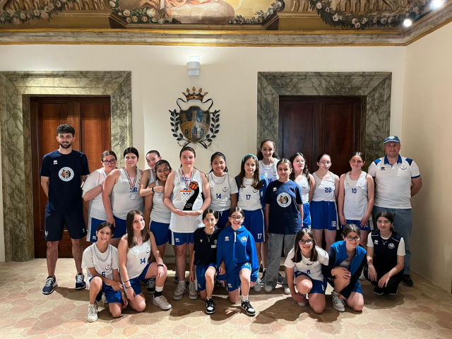 La Pallacanestro Femminile Umbertide, campionessa regionale Under 14, incontra l'Amministrazione Comunale
