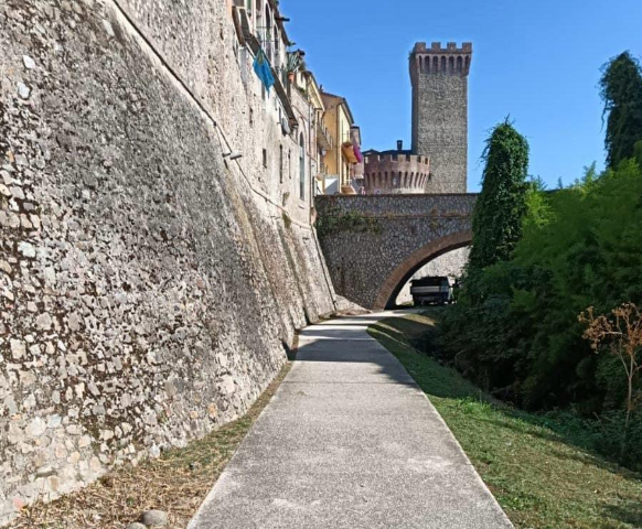Restituite al loro splendore le mura urbiche del Centro Storico di Umbertide in vista della Fratta dell'800