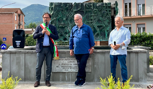 CINQUANTENARIO DEL MONUMENTO ALLA RESISTENZA DI UMBERTIDE: RESTAURATA LA FONTANA DI PIAZZA CARLO MARX