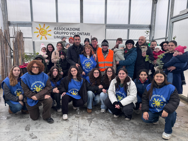 “NATI INSIEME”: UMBERTIDE CELEBRA LA VITA CON LE PIANTINE DI QUERCE E LECCI PER I NATI DEL 2024