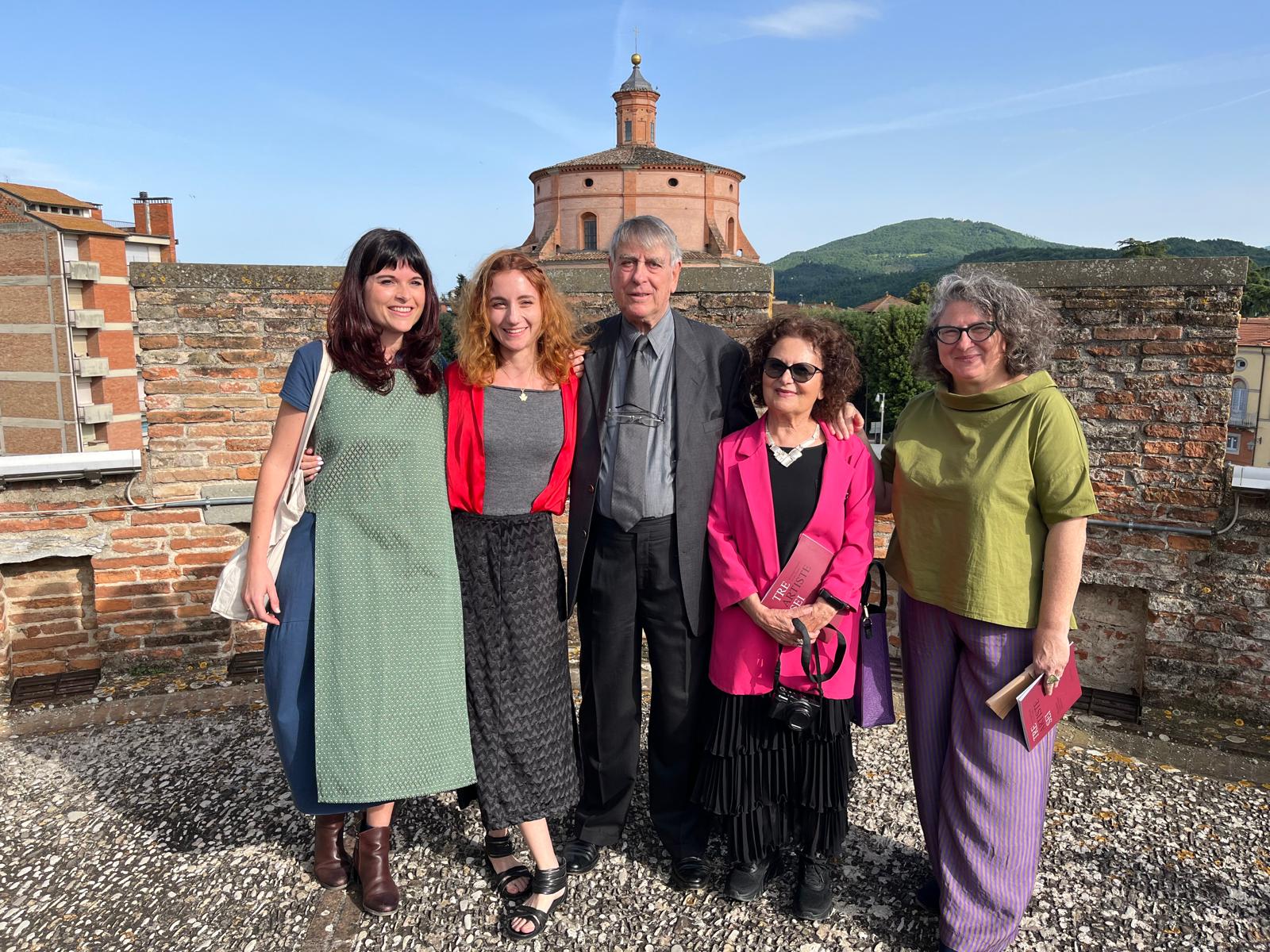 Inaugurata la mostra d'arte contemporanea "Treartistesei"