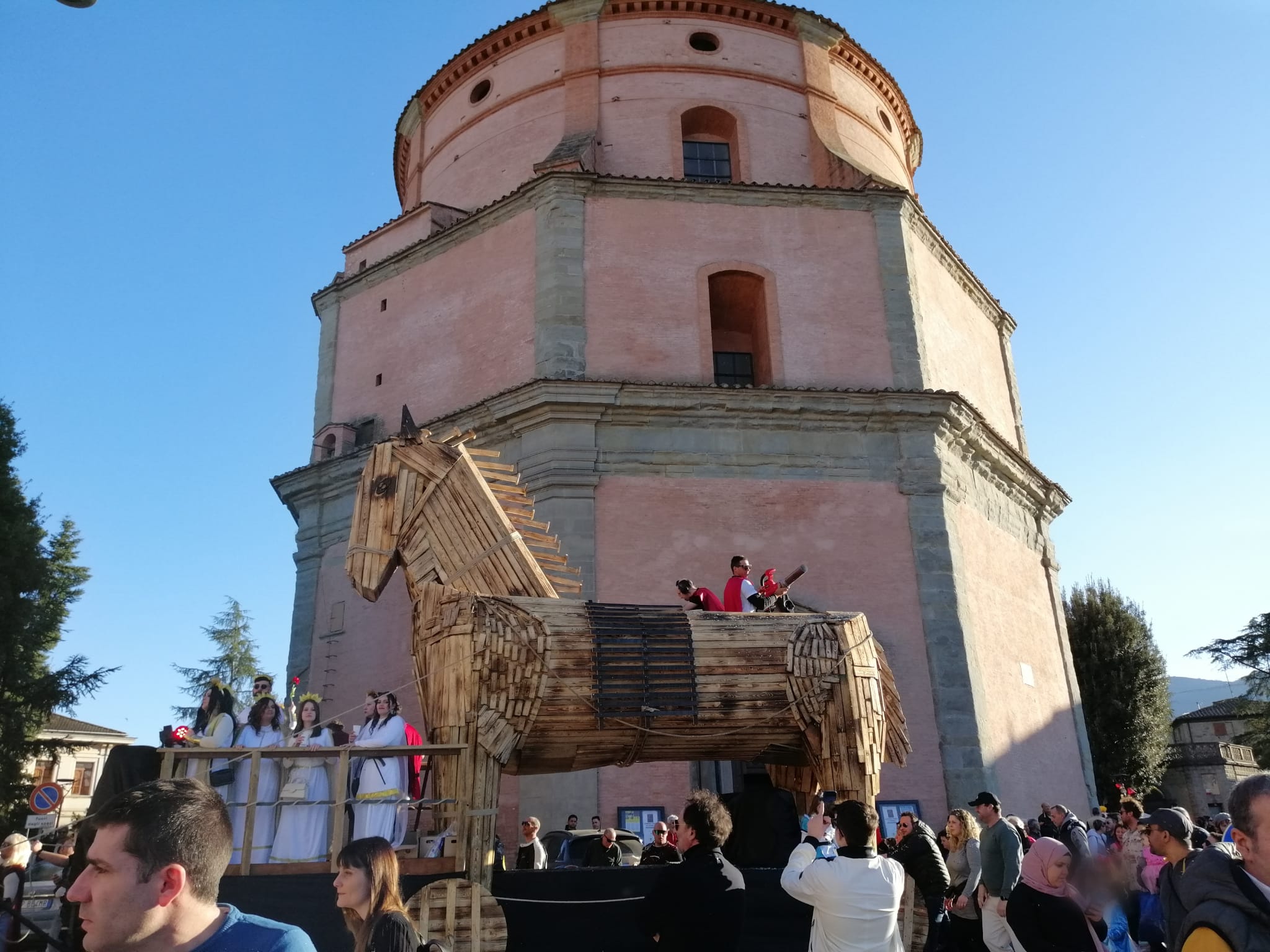 36ad68c0-8fe7-4e3b-8037-cfd1923e6323