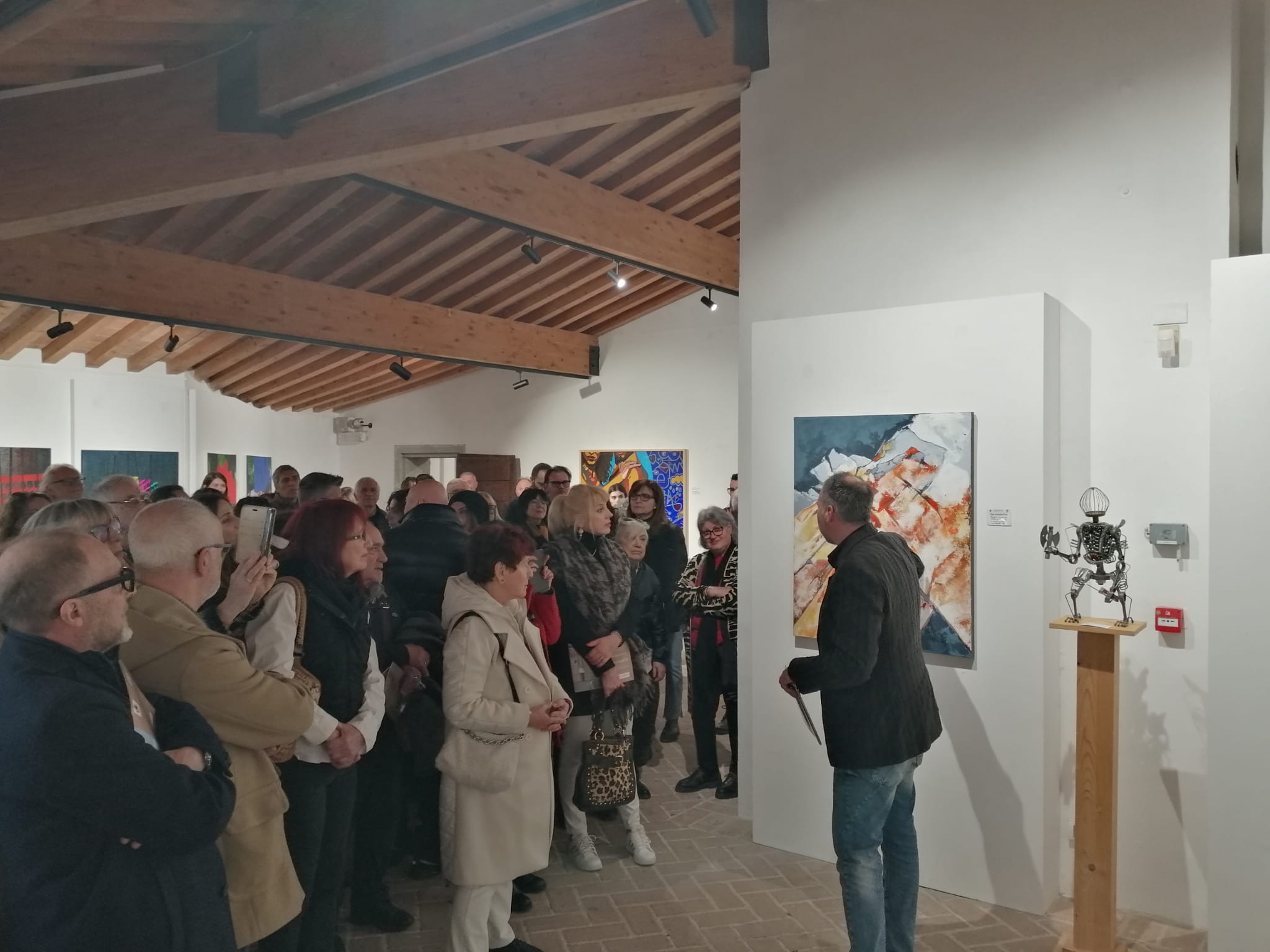 b40f5c84-a0e1-4702-b135-f8ad03e9c286