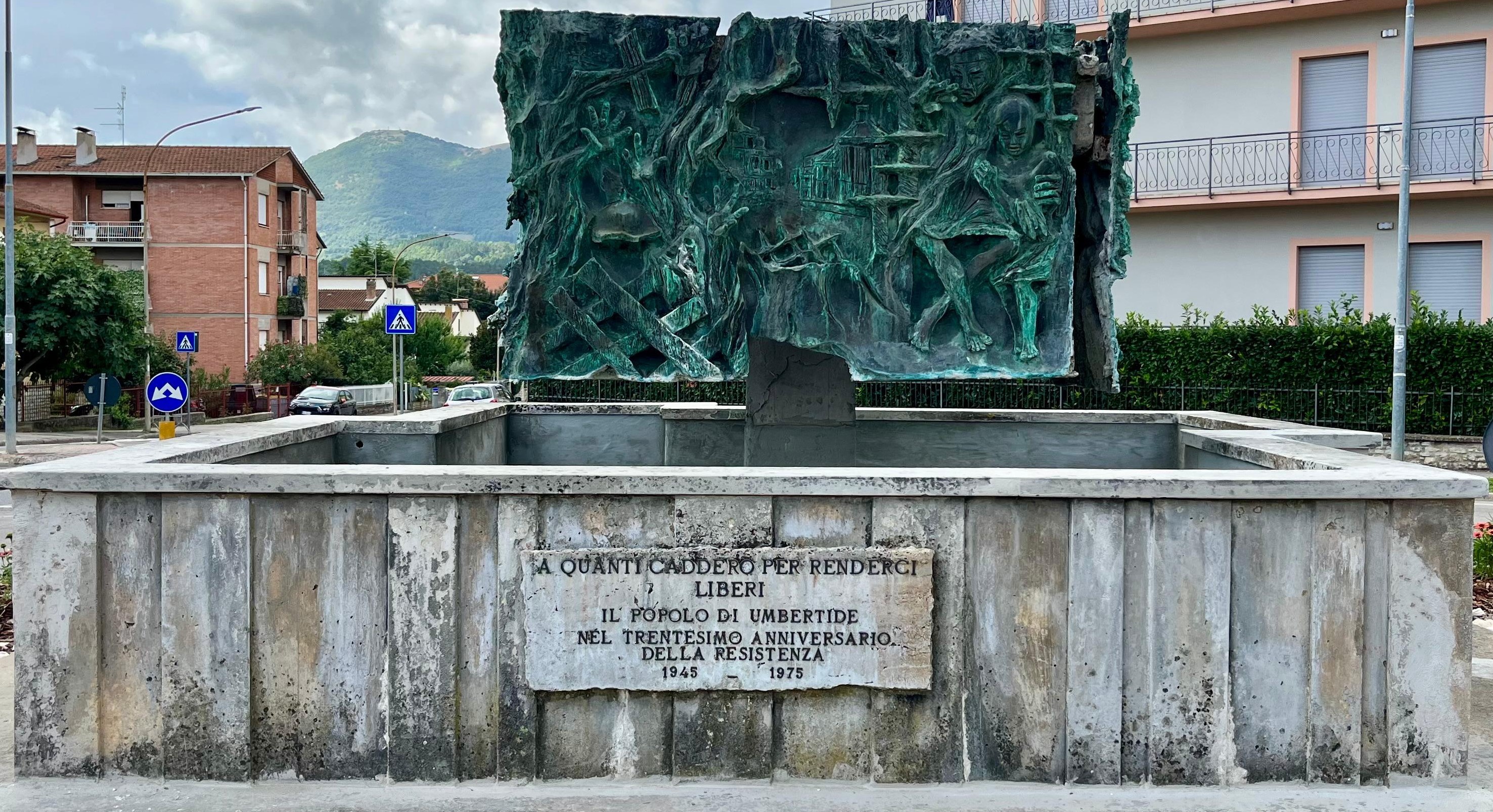 FONTANA MONUMENTO MEDIE BAR ITALIA