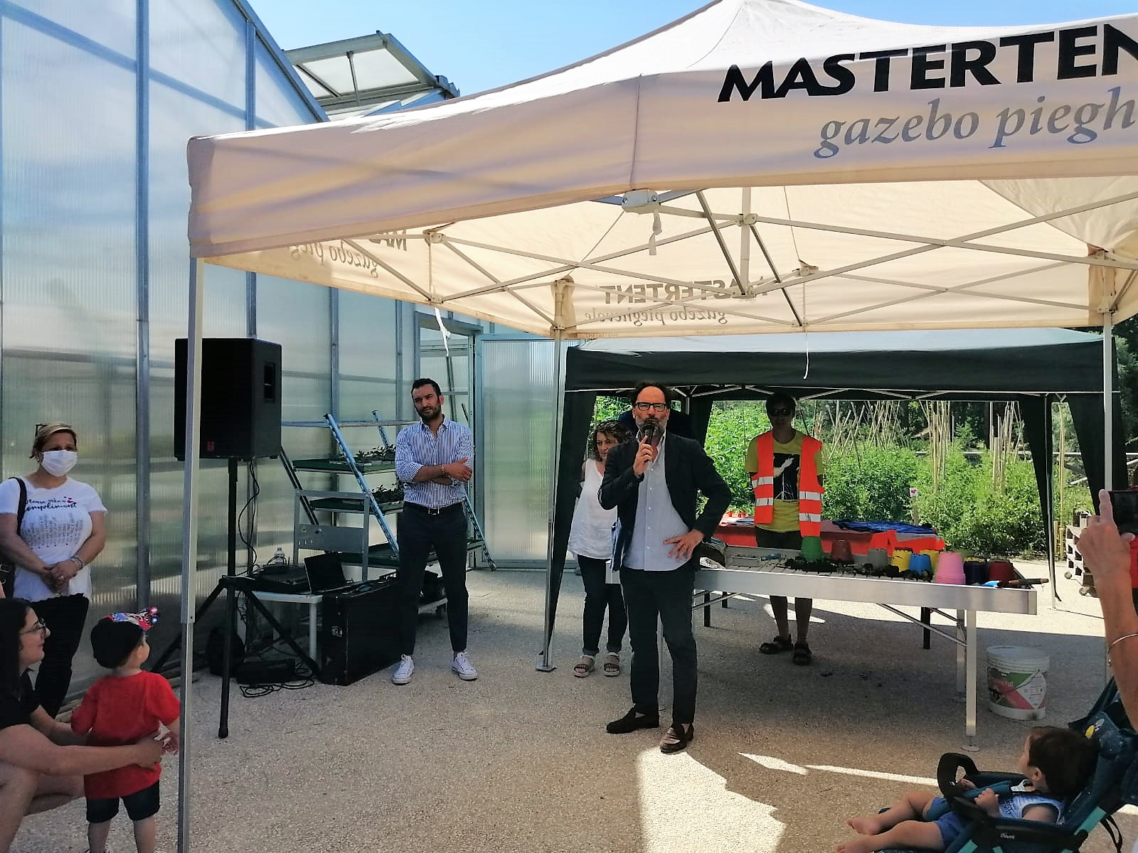 Una piantina per ogni bambina e bambino nati nel 2021, emozionante cerimonia per il progetto 'Nati insieme'