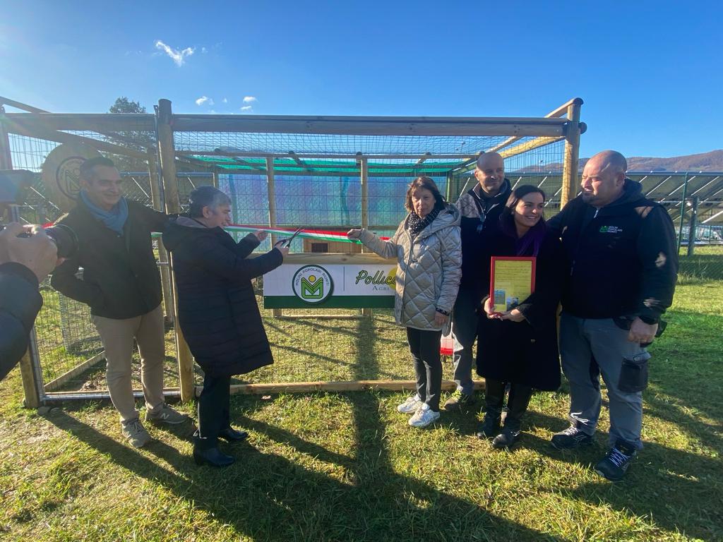 Inaugurato il pollaio della scuola primaria Di Vittorio di Umbertide grazie alla donazione dei Molini Popolari Riuniti