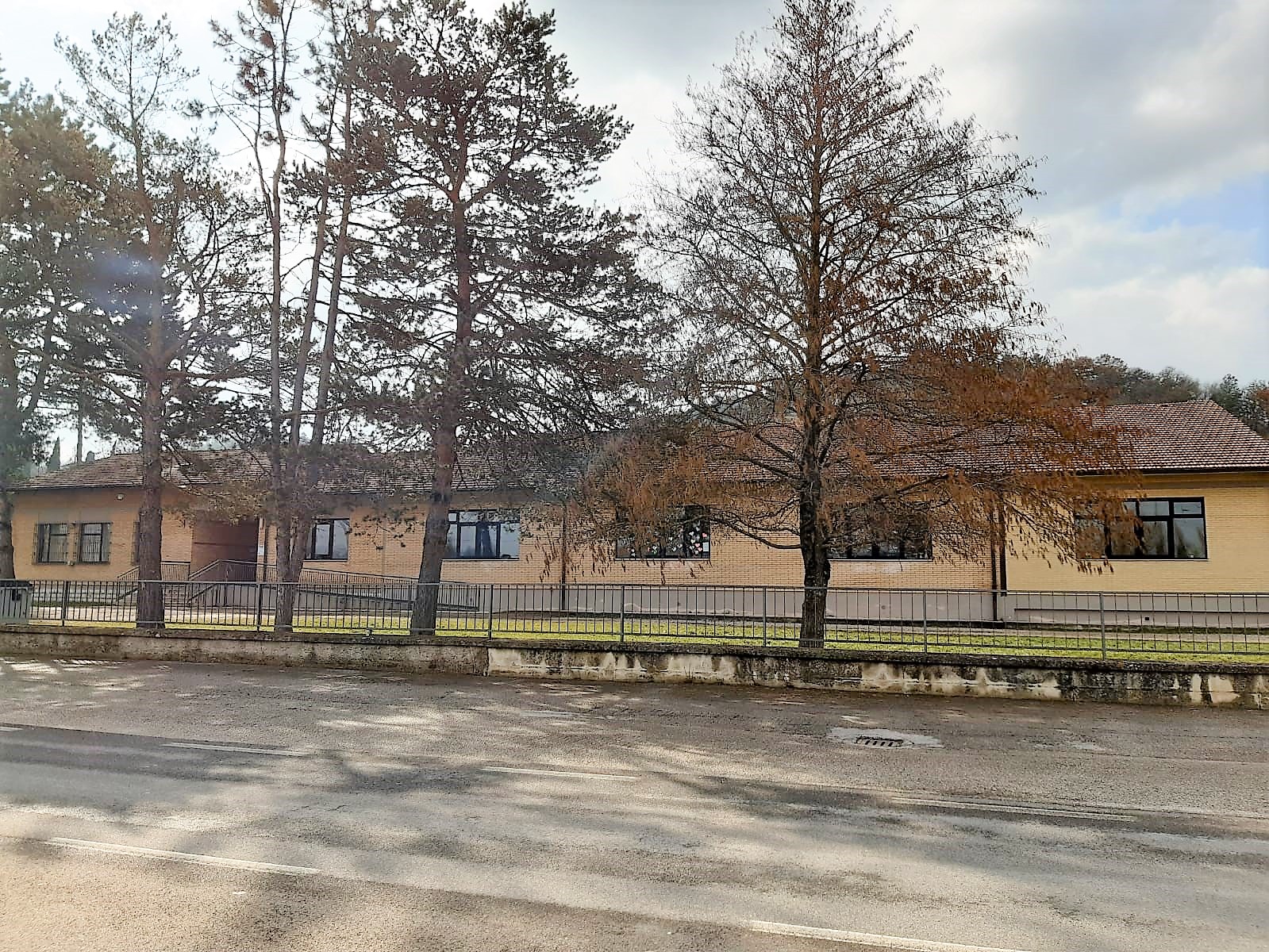 Edilizia scolastica, dal Piano Nazionale di Ripresa e Resilienza 1 milione e 200mila euro per la scuola primaria "Anna Frank" della frazione di Verna
