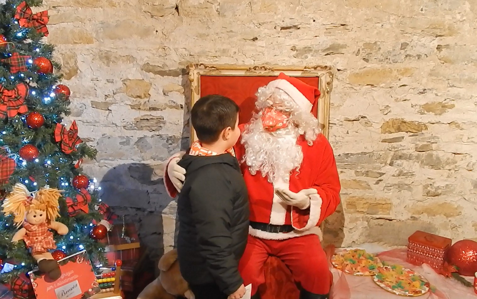 Sabato e domenica torna “Il Villaggio di Babbo Natale” alla Rocca, tutte le iniziative natalizie in programma in città nel fine settimana