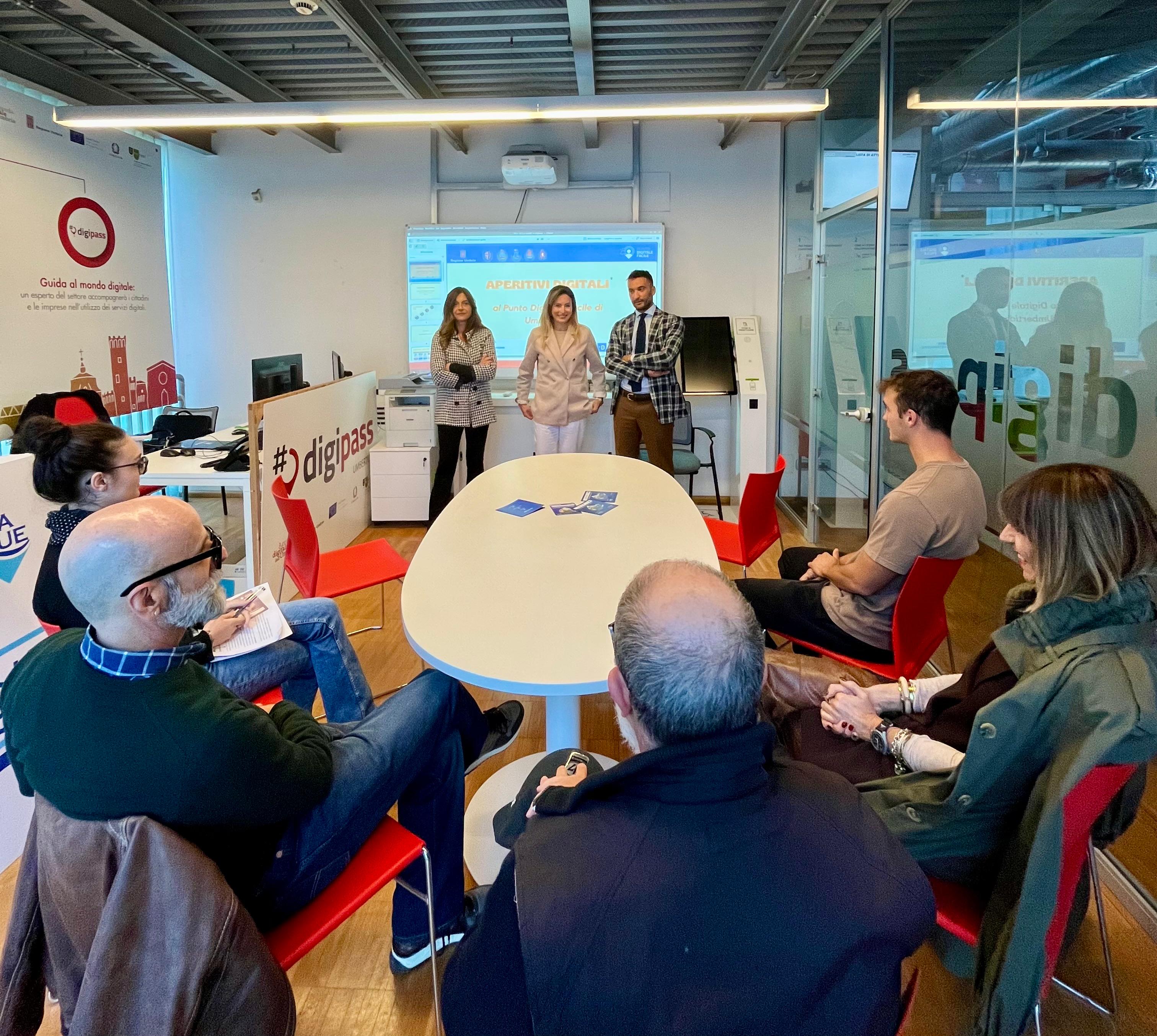 “DICA 33!”: SI E’ SVOLTO IERI IL SECONDO INCONTRO DEGLI “APERITIVI DIGITALI” DEDICATO ALLA SALUTE ONLINE