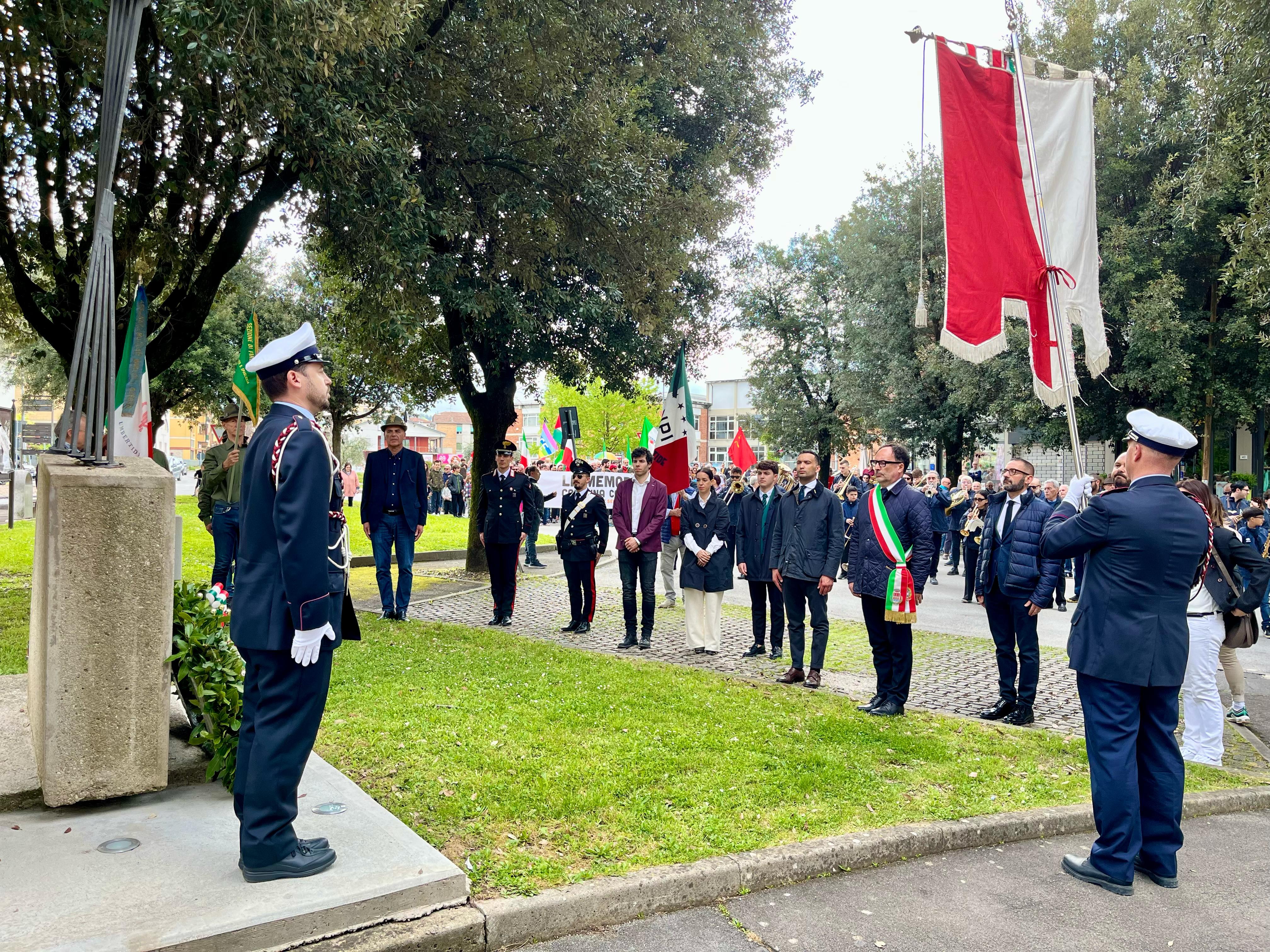 WhatsApp Image 2025-04-25 at 16.12.12