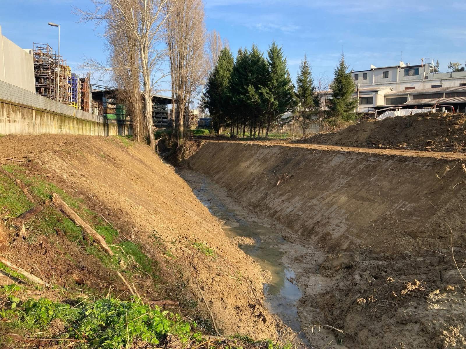 PROSEGUONO A GRAN RITMO I LAVORI PER LA MESSA IN SICUREZZA DEL FOSSO RIO E DELLE SPONDE DEL TEVERE: INTERVENTI IN CORSO PER 480MILA EURO