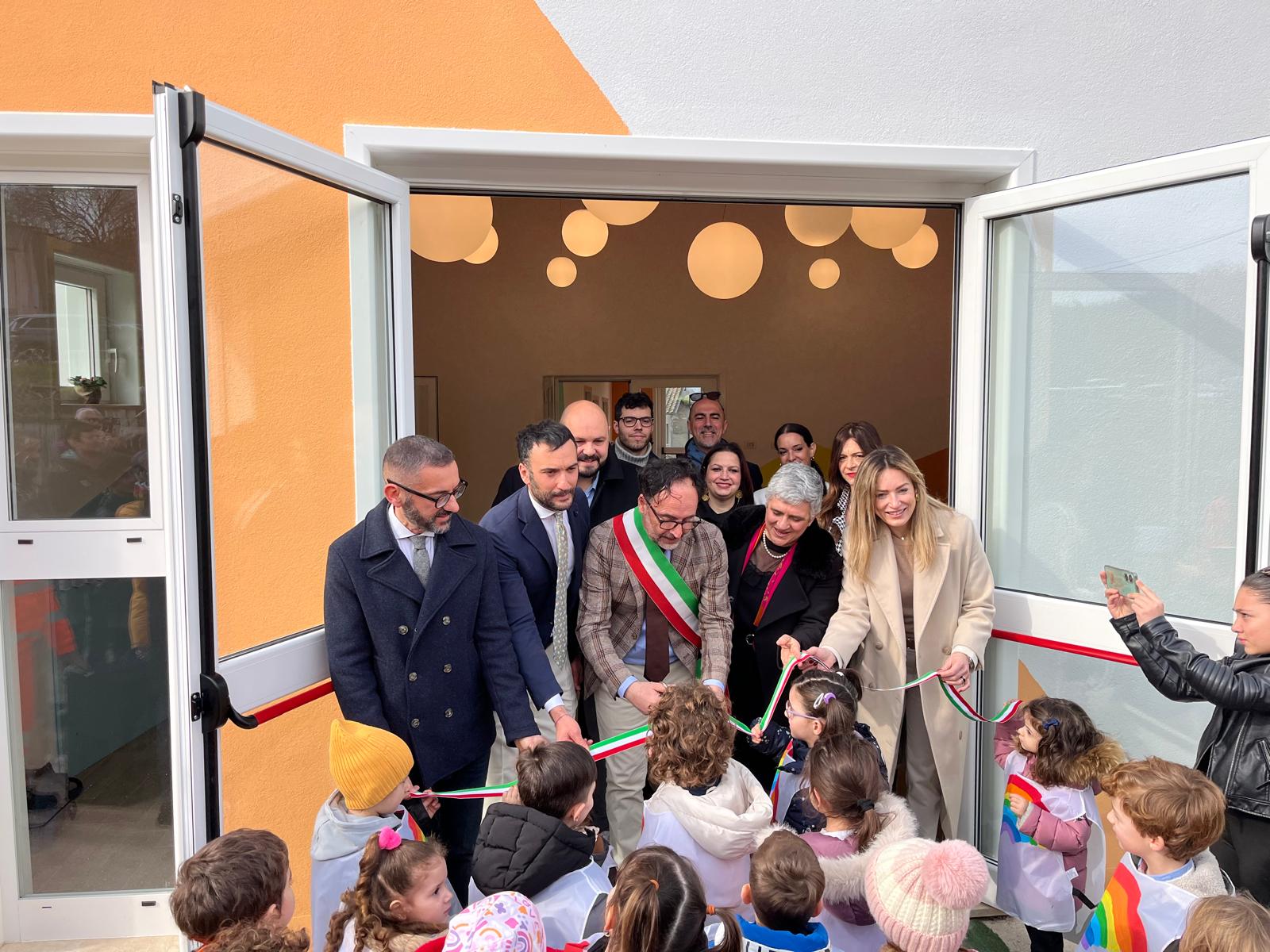INAUGURATA LA NUOVA SCUOLA DELL’INFANZIA DI CALZOLARO