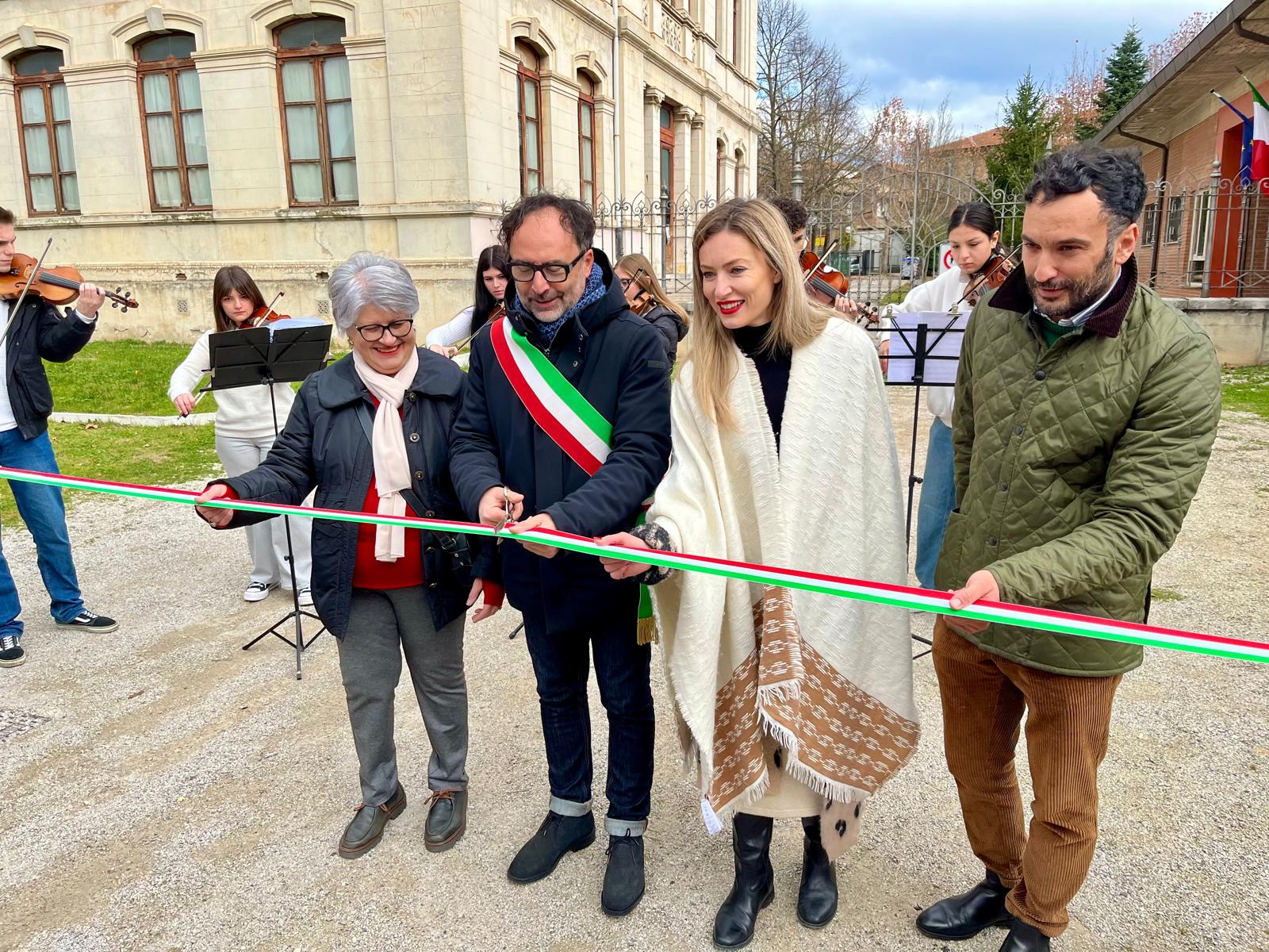 Inaugurata la Quinta Edizione di “Presepe d’Autore” in via Garibaldi