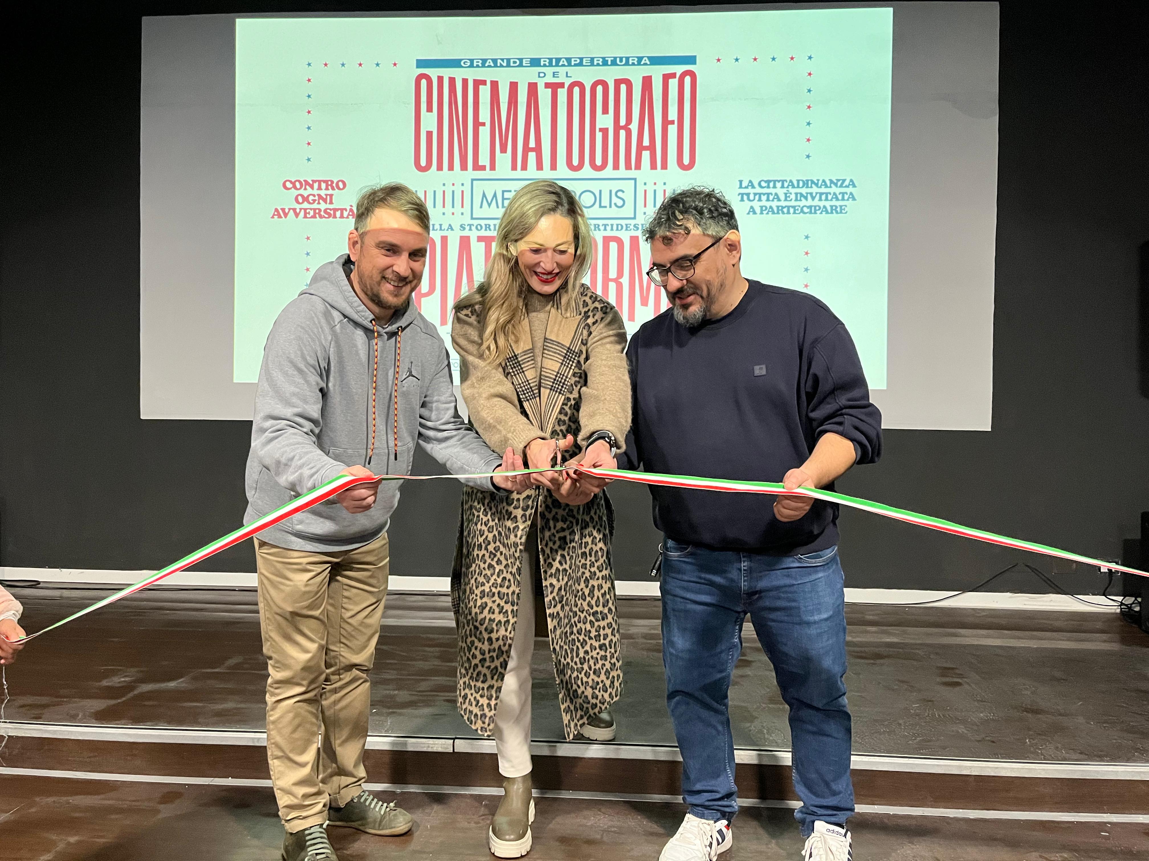 Inaugurato nei locali de “La Piattaforma” il Mini-Metropolis: torna il Cinema a Umbertide!
