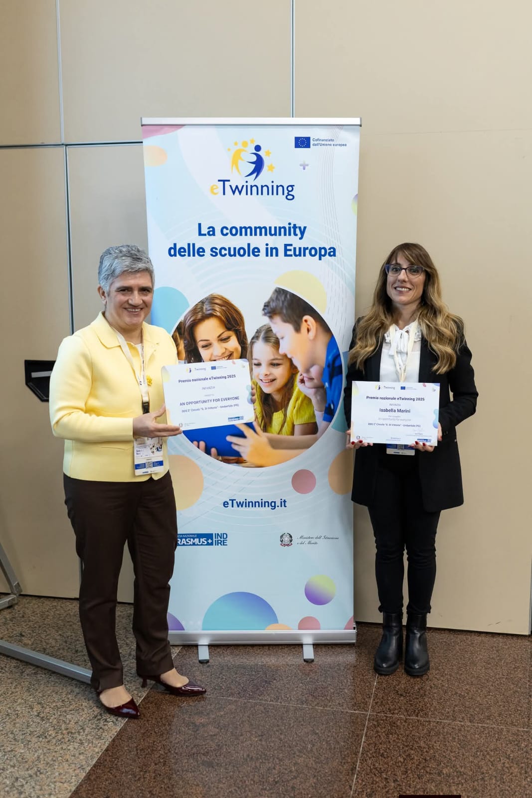 IL SECONDO CIRCOLO DI UMBERTIDE HA OTTENUTO IL PRESTIGIOSO PREMIO NAZIONALE ETWINNING 2025 PER IL PROGETTO “AN OPPORTUNITY FOR EVERYONE”