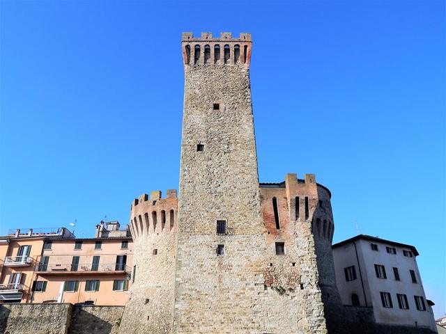 Riapre la Rocca-Centro per l'Arte Contemporanea 