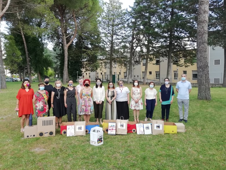 Un saluto in piena sicurezza ai piccoli del nido d'infanzia comunale e del centro bambini “Il Ranocchio”