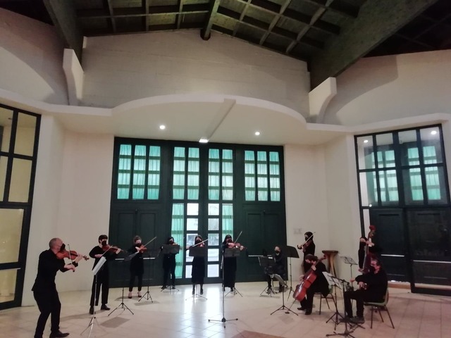 Emozioni e tanti applausi virtuali per il concerto in live streaming dedicato a Umbertide dell'orchestra da camera della scuola di musica “I Concertisti”