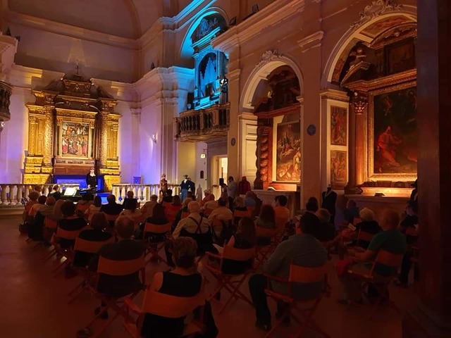 Riunito il consiglio direttivo dell'associazione Fratta dell'800, al vaglio formule alternative per far calare la città nell'atmosfera ottocentesca